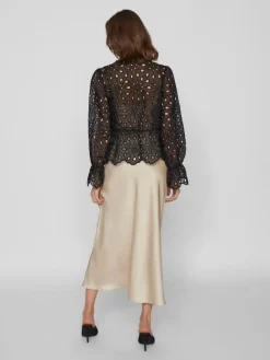 Rock in Beige