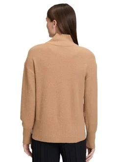 Rollkragenpullover in Camel