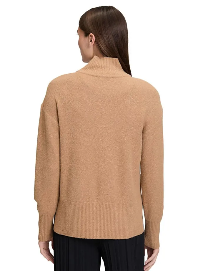 Rollkragenpullover in Camel