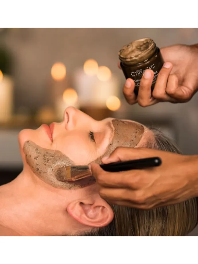 Salicylsäure-Peeling zur Bekämpfung von Hautunreinheiten
