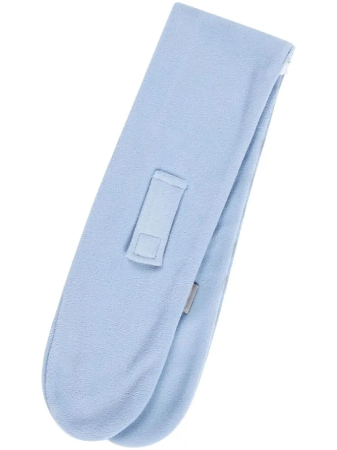 Schal in Hellblau