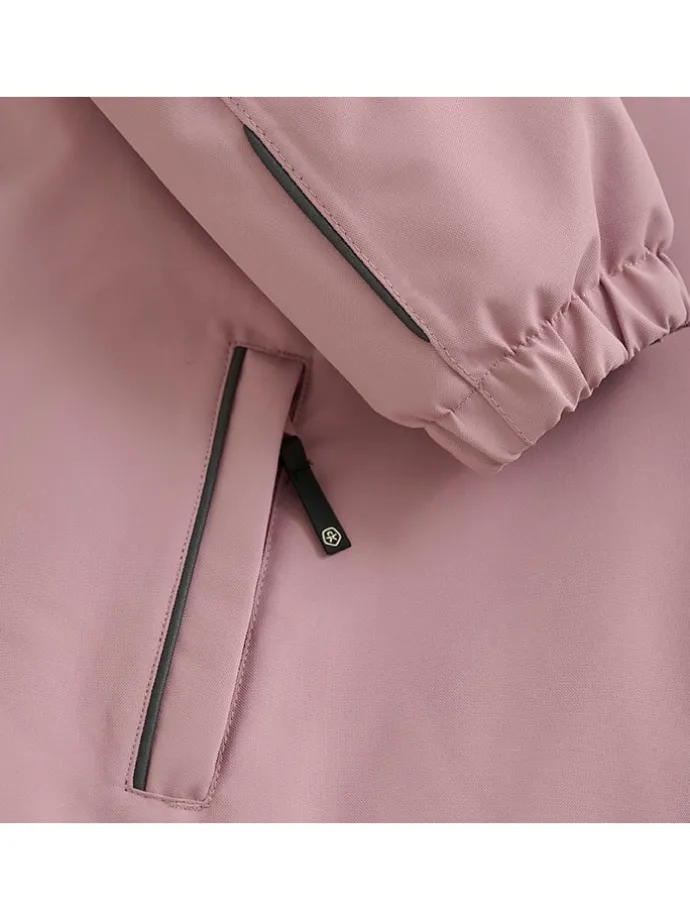 Schneeanzug in Rosa