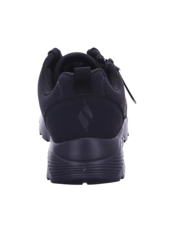 Schnürhalbschuh in schwarz