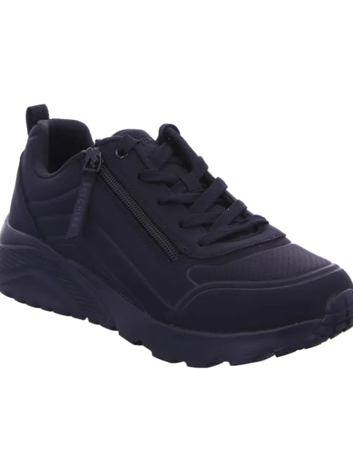 Schnürhalbschuh in schwarz