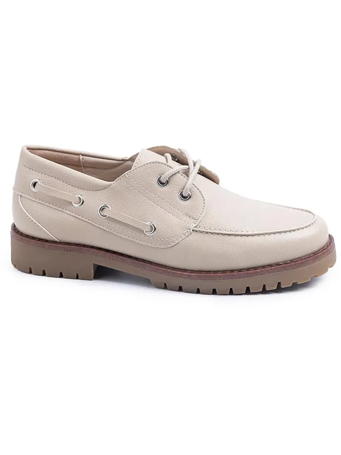 Schnürschuhe in Beige