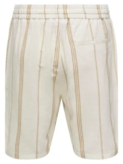 Shorts in Creme