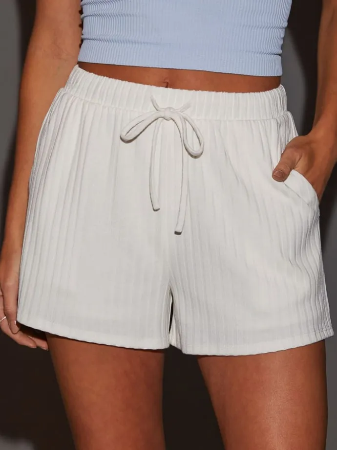 Shorts in Creme
