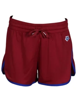 Shorts in Rot