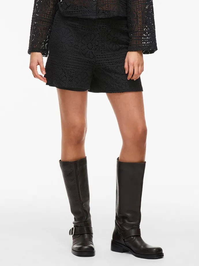 Shorts in Schwarz