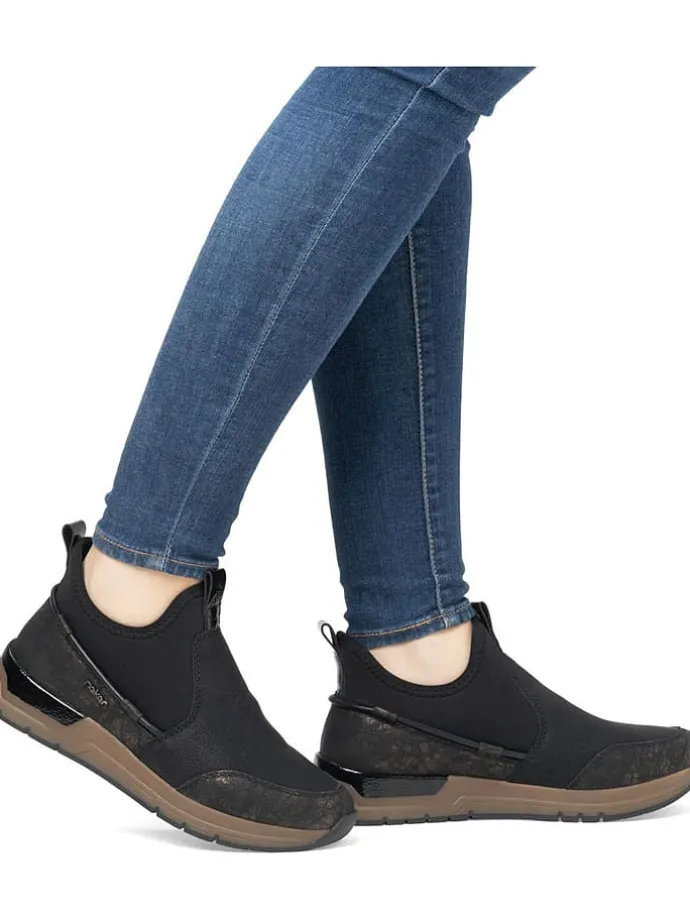 Slipper in Schwarz