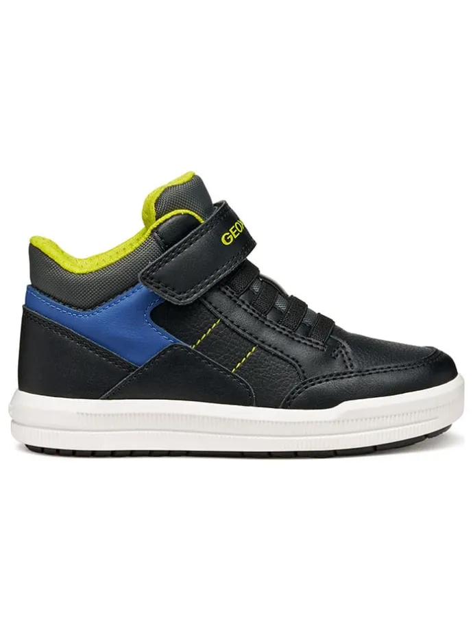 Sneakers "Arzach" in Schwarz in Schwarz