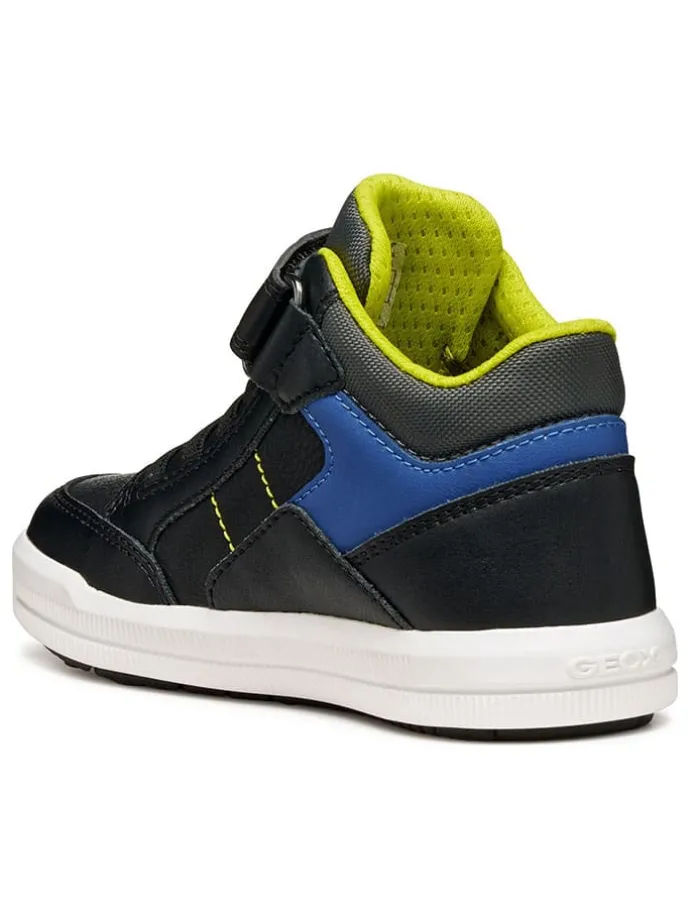 Sneakers "Arzach" in Schwarz in Schwarz
