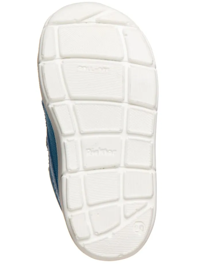 Sneakers in Blau