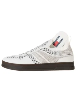 Sneakers in Creme