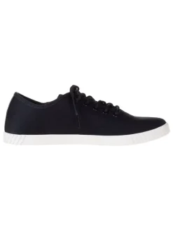 Sneakers in Dunkelblau