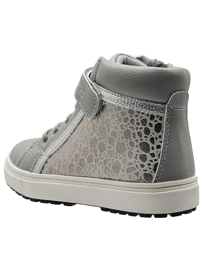 Sneakers in Grau