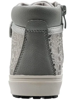 Sneakers in Grau