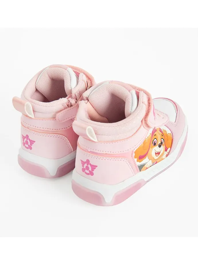 Sneakers in Rosa