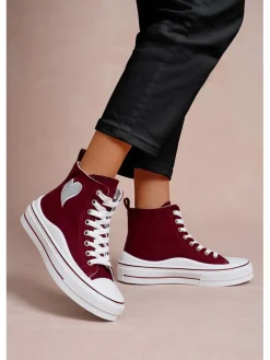 Sneakers in Rot