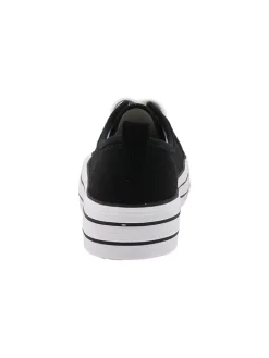 Sneakers in Schwarz