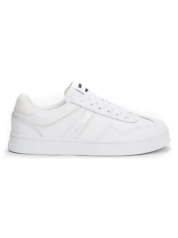 Sneakers in Weiß