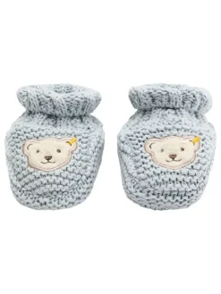 Socken in Hellblau