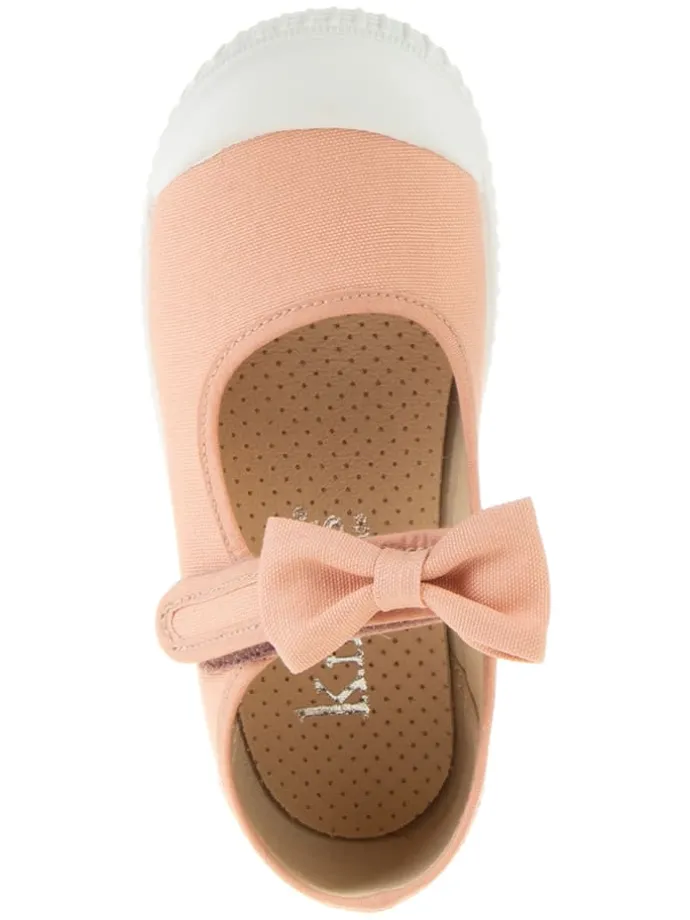 Spangenballerinas in Apricot