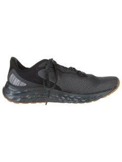 Sportschuhe in Schwarz