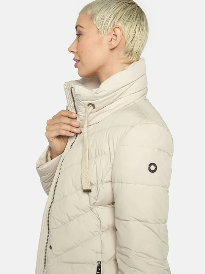 Steppjacke in Creme
