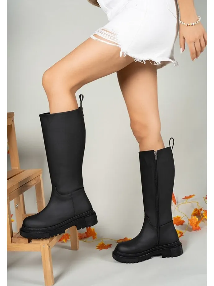 Stiefel in Schwarz