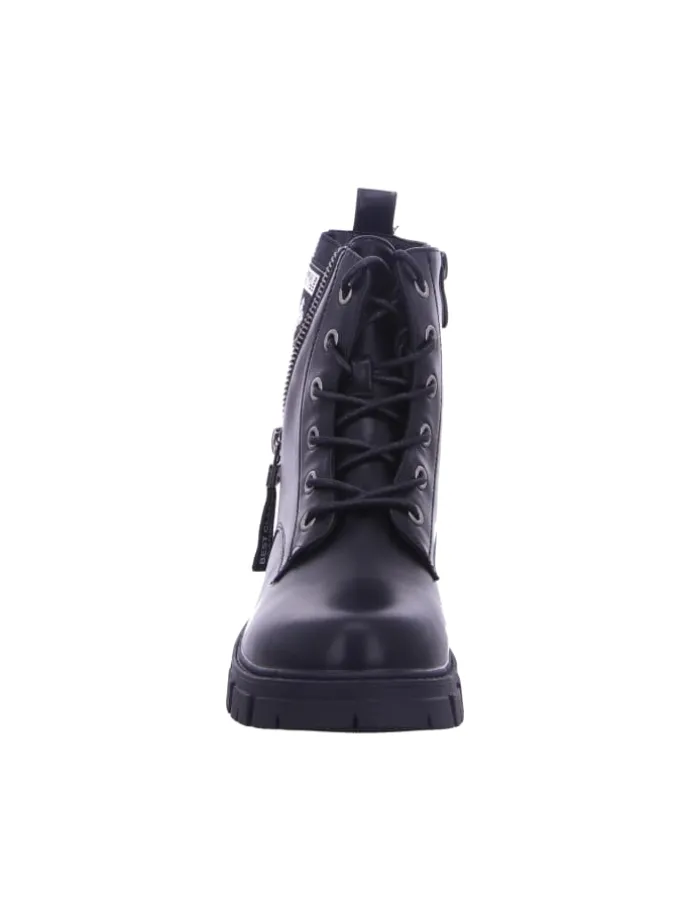 Stiefelette in schwarz
