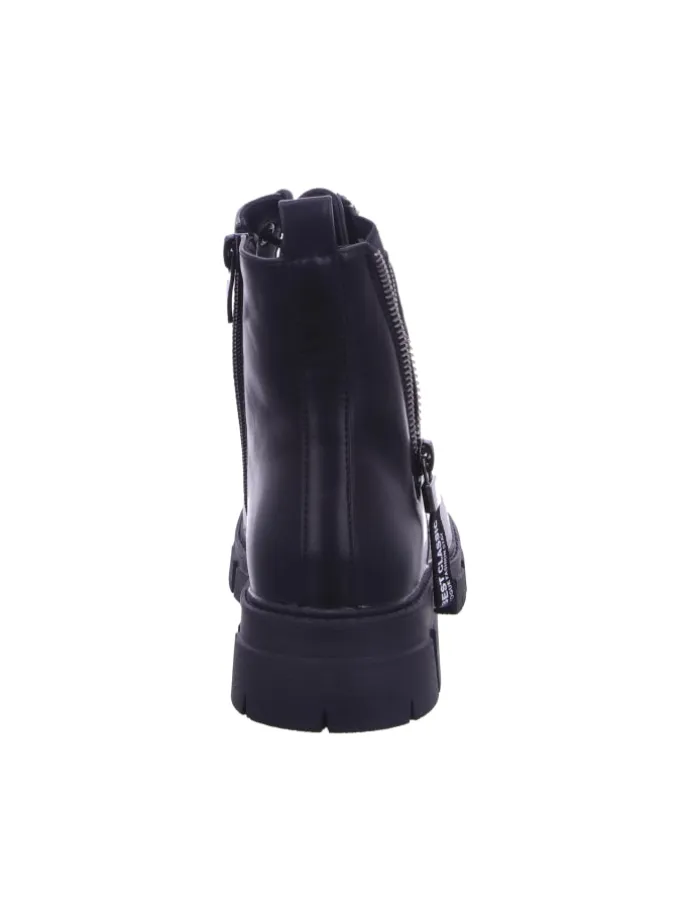 Stiefelette in schwarz