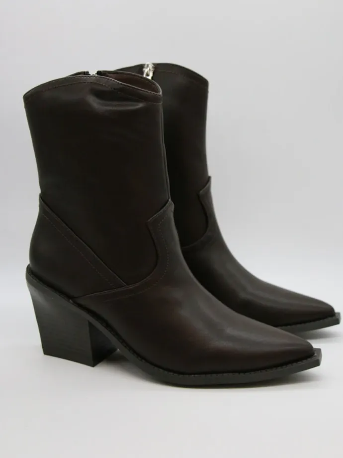 Stiefeletten in Braun