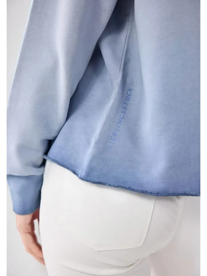 Sweatshirt "Cyrene" in Hellblau