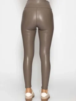 Thermo Leggings in Lederoptik in Taupe