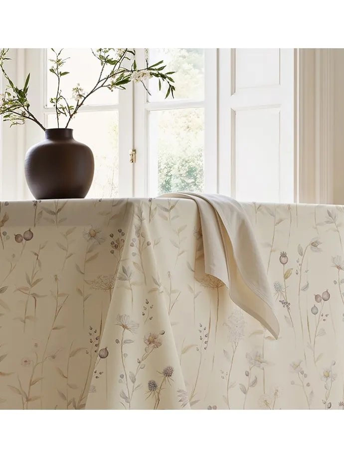 Tischdecke "Annika" in Creme/ Grün