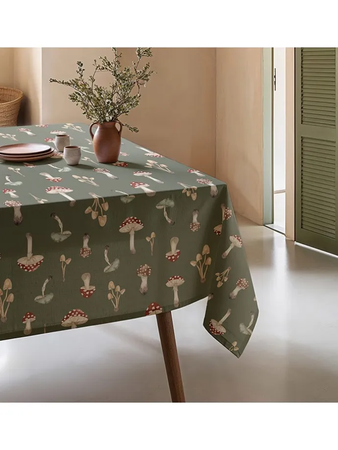 Tischdecke "Nordic Amanita" in Grün