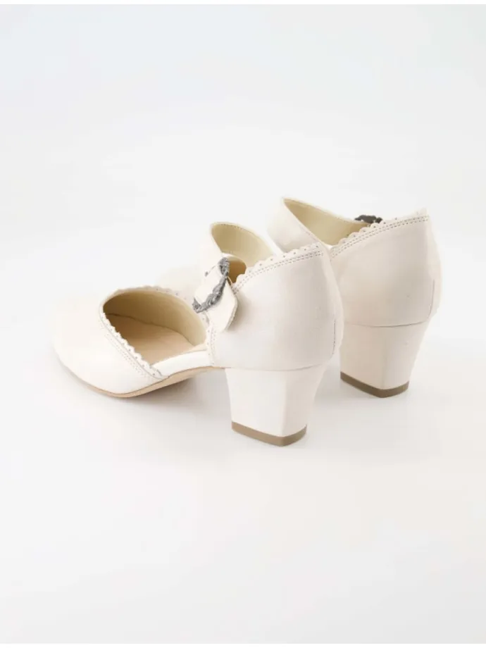 Trachtenschuhe in Beige