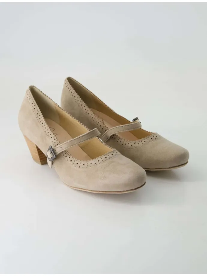 Trachtenschuhe in Beige