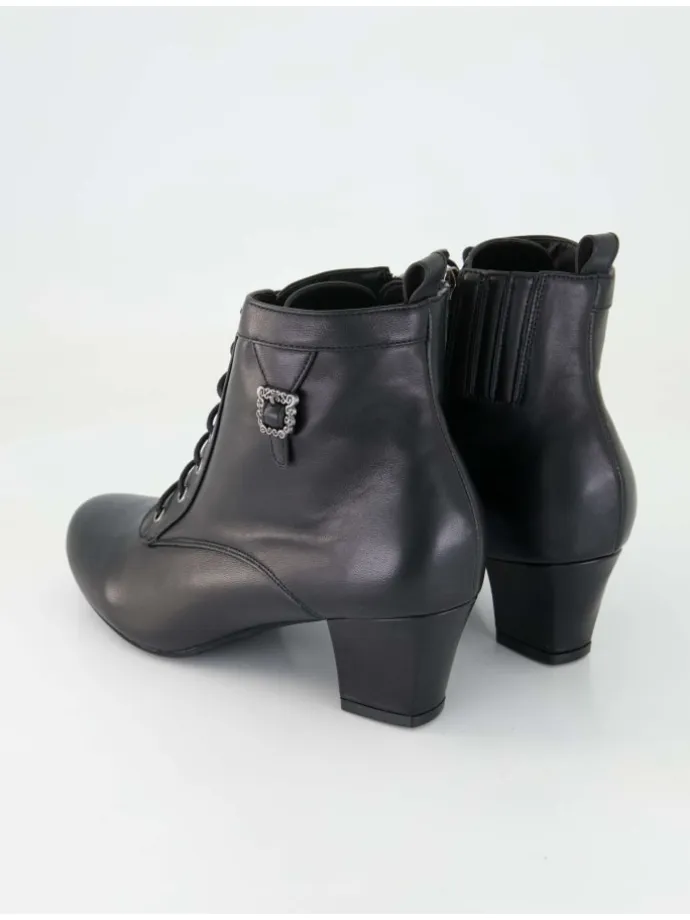 Trachtenschuhe in Schwarz