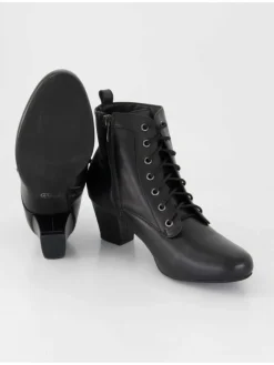 Trachtenschuhe in Schwarz