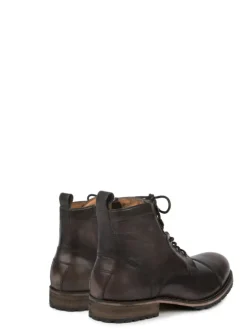 Trachtenstiefel