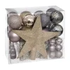 Weihnachtskugeln in beige