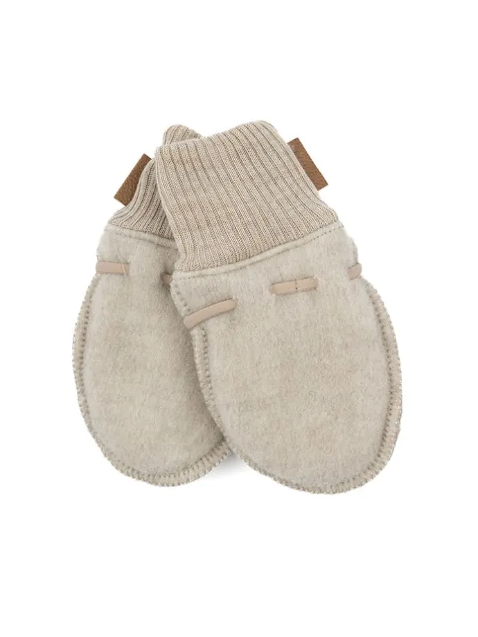 Wollfäustlinge in Beige